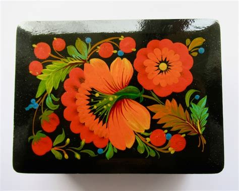 Vintage Russian Khokhloma Hand Painted Black Lacquer Gem