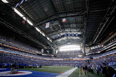 Colts Decide Whether Lucas Oil Stadium Roof Will Be Open For Week 5 Vs