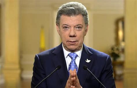 Santos Que El Espíritu Navideño Perdure Para Construir La Paz