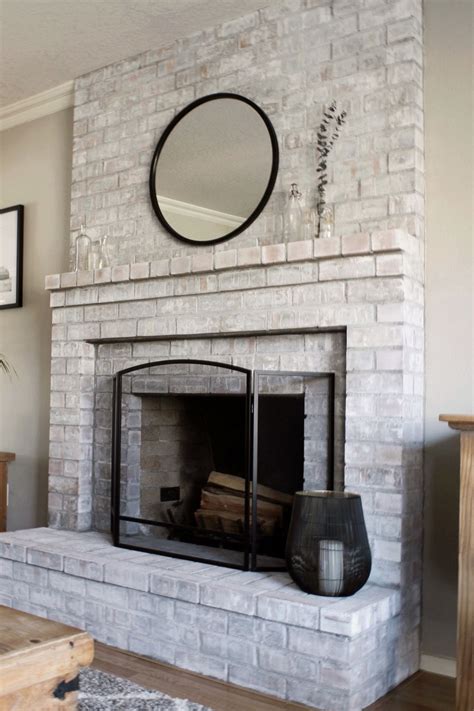 20 Whitewash Brick Wall Fireplace