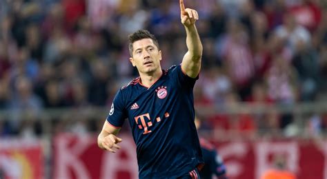 Robert Lewandowski Doceniony Przez Uefa Polak Zostanie Pi Karzem Roku