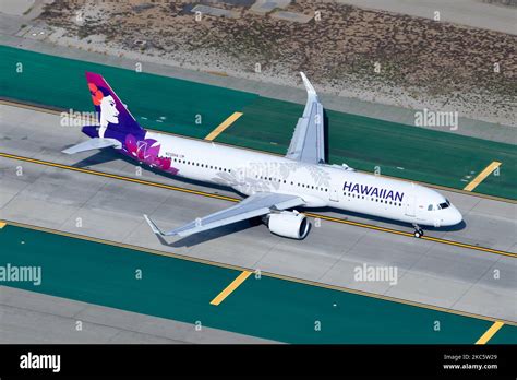 Hawaiian A321 Aircraft Hi Res Stock Photography And Images Alamy