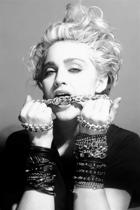 Madonna, 1983, photo by Gary Heery | Madonna, Celebracion, Actrices