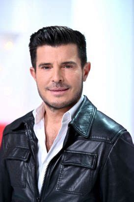 Vincent Niclo en couple le chanteur annonce avoir enfin trouvé l