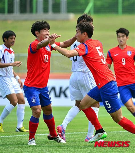 환호하는 한국 축구대표팀 네이트 스포츠