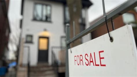 Average Canadian House Price Fell 12 Last Year New CREA Numbers Show