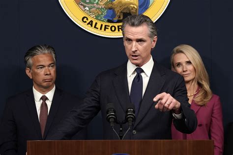 Gavin Newsom Wants To End National Gun Violence With 28th Amendment Washington Examiner