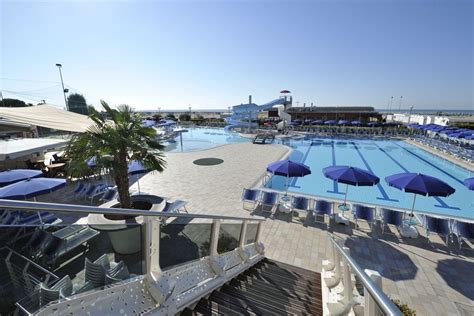 Hotel Lido Bibione Fronte Mare | Piscine e scivoli