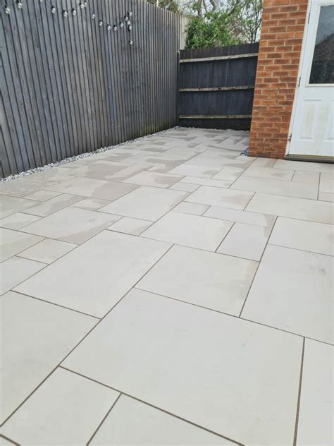 Smooth Kandla Grey Mixed Size Porcelain Mm M Patio Pack