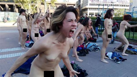 Naked Women Swarm The Streets Of Buenos Aires To Take Part In A Massive