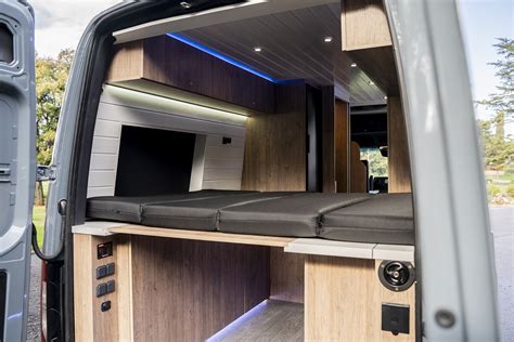 Camperización personalizada de Mercedes Sprinter 4x4