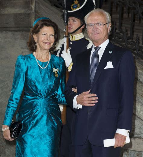 Photo La reine Silvia et le roi Carl XVI GUstaf de Suède au palais à