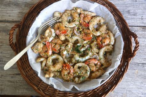 Calamari E Gamberi Gratinati La Ricetta Del Piatto Semplice E Fragrante