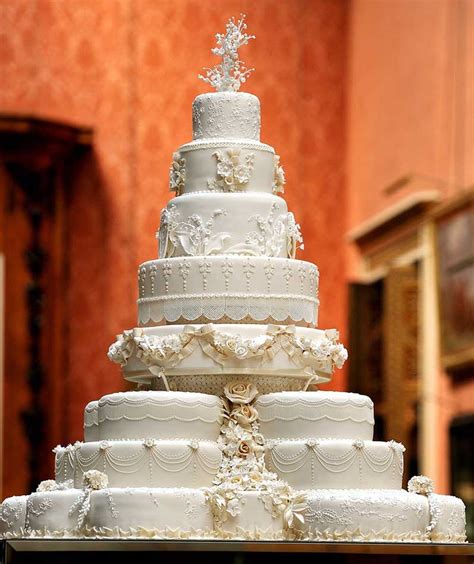 9 Most Extravagant And Expensive Celebrity Wedding Cakes