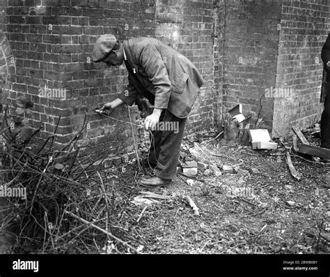 Job Cartridge Man Hi Res Stock Photography And Images Alamy