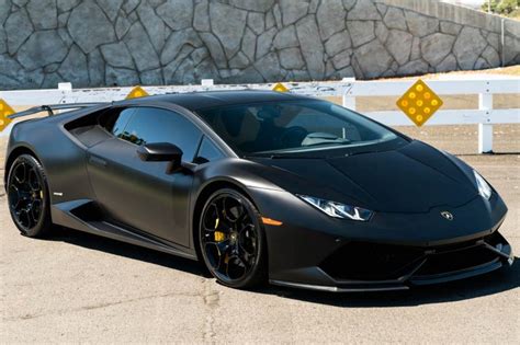 Descubrir 55 Imagen Lamborghini Huracan Matte Black Abzlocal Mx