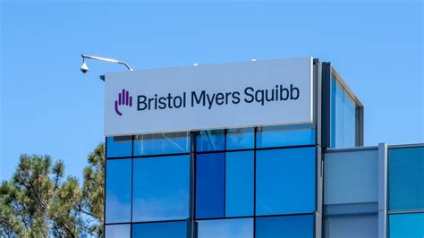 bms  cancel phase iii trial  colorectal cancer therapy
