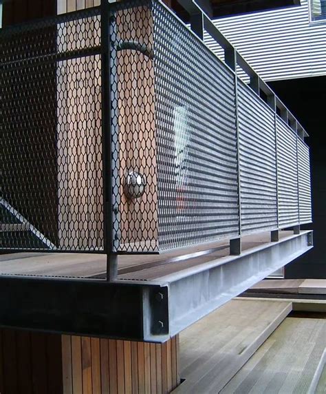 Expanded Metal Balustrade Railing Infill Panels For Bridge And Stairs