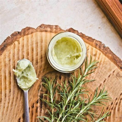 Castor Oil Vs Rosemary Oil For Hair Growth Which One Wins