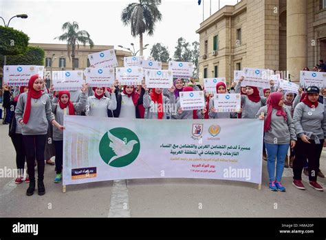 Womens Solidarity Egypt Hi Res Stock Photography And Images Alamy