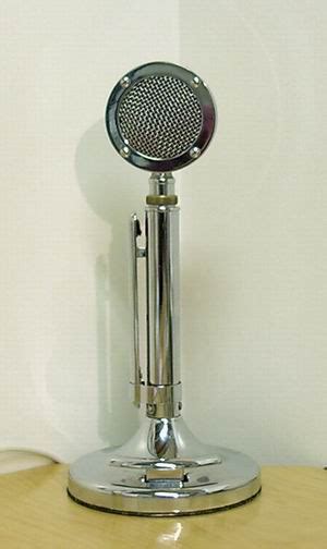 D 104 Mic