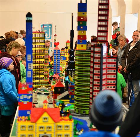 Wir Bauen Eine Lego Stadt Evangelische Jugend Im Dekanat Bad Toelz