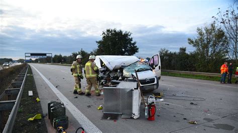 A Stunden Nach Massen Crash Wieder Unfall Kilometer Stau