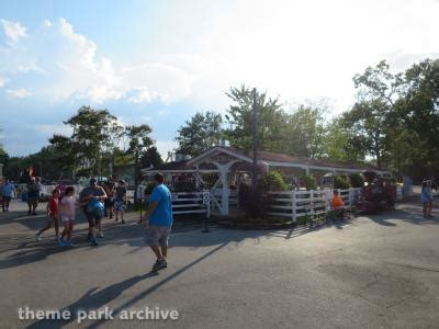 Lake Winnepesaukah | Theme Park Archive