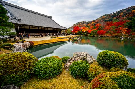 Tenryu Ji 天龍寺 At Arashiyama 嵐山 In Autumn In Kyoto 京都 Japan A