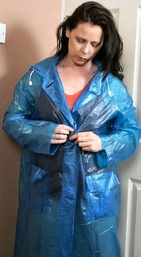 Pin By Erik Christoffersen On Bl Regnfrakker Blue Raincoat Rainwear