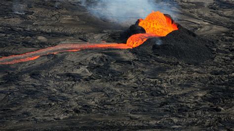 Video Pogledajte Kako Izgleda Erupcija Najve Eg Vulkana Na Svetu