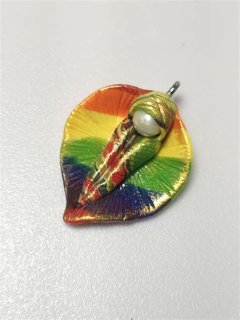 MINI PENDANT Vulva Pendant Vagina Pendant Yoni Pendant Vagina Yoni