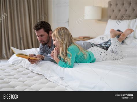 Father Daughter Image And Photo Free Trial Bigstock