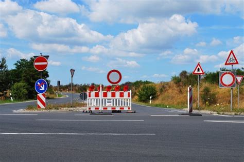 Gesperrte Autobahnauffahrt Stockfoto Bildagentur Panthermedia