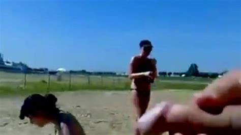 Dickflash Girls On The Beach Porn Videos