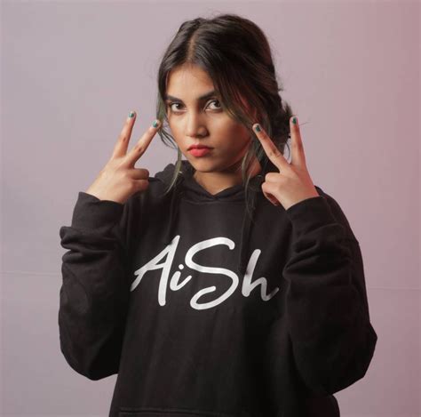 AiSh (Singer) Biography, Wiki, Boyfriend, Age, Family & More