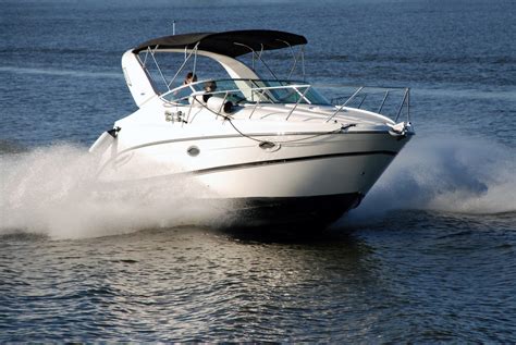 Tips for Choosing Boat Bimini Tops | Boats.net