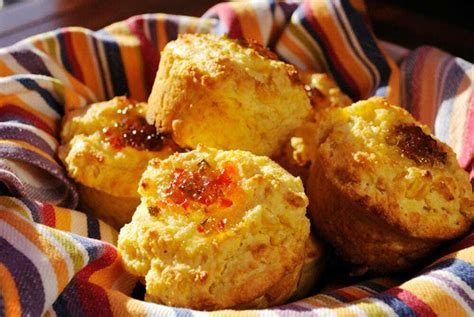 Chili Cheese Cornbread Muffins | Food Gypsy