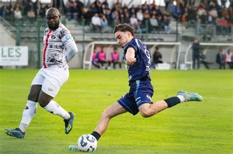 National 3 Moulins Yzeure Foot A Retrouvé Des Couleurs Moulins 03000