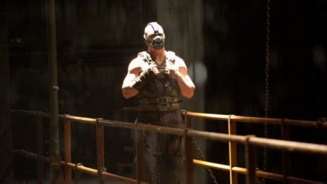 Amazing Behind the Scenes Photos of the Batman vs. Bane Fight