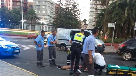 Un vehículo atropella a una ciclista y un peatón en Las Palmas de Gran