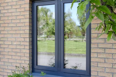 kunststof kozijnen antraciet grijs markant kozijnen