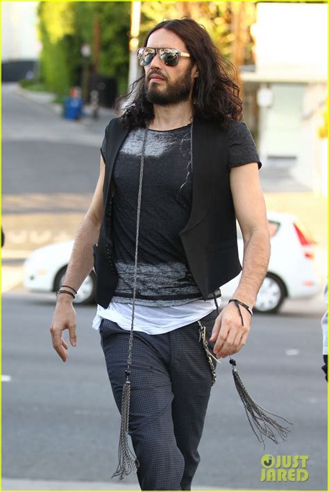 Photo: russell brand tattoo parlor 12 | Photo 2625709 | Just Jared