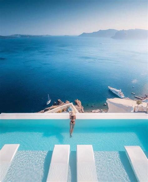 15 Best Luxury Resorts In Greece