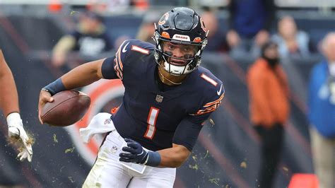 Bears Qb Justin Fields Earns Degree From Ohio State Abc7 Chicago