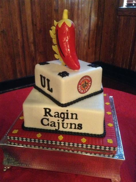 Pin By Sweet Southern Ladies Designer On Grooms Cakes Grooms Cake