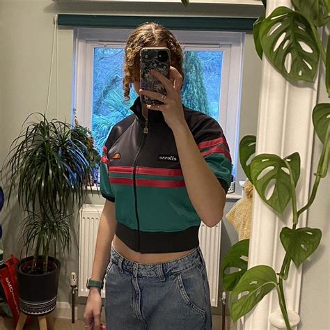 Super Cute Vintage Retro Cropped Ellesse Jacket Depop