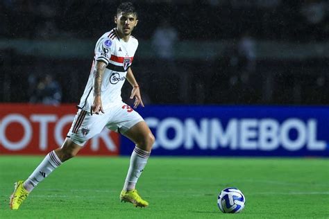 Lucas Beraldo S O Paulo Vai Ser Refor O Do Paris Saint Germain