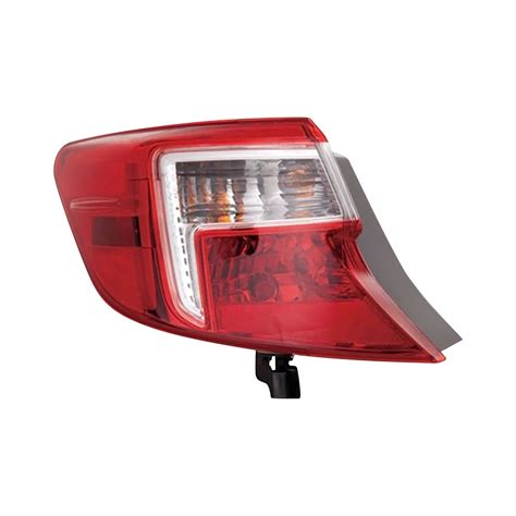 Replace TO2804114C Driver Side Outer Replacement Tail Light CAPA