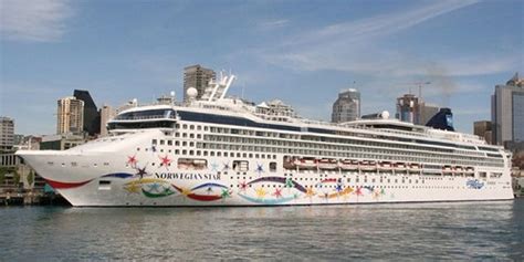 Track Norwegian Star Current Position / Location - Norwegian Star Cruise Ship Tracker ...